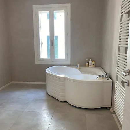 Via Angarano 123 Guest house Bassano del Grappa